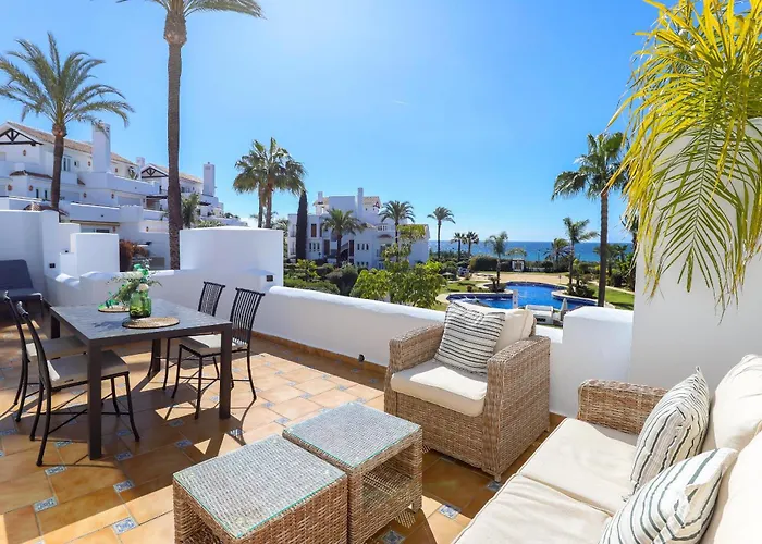 Los Monteros Palm Beach - Sea & Pool View