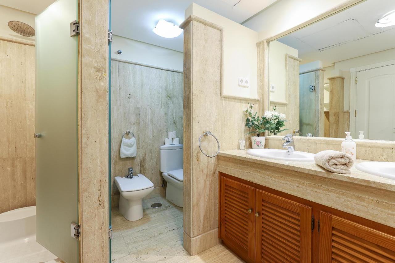 Monteros Palm - Sea & Pool View Apartment Marbella